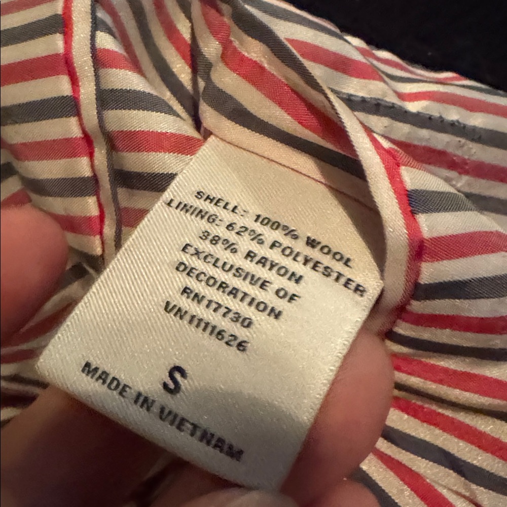 Neiman Marcus Wool Woman’s Black Blazer White Trim Size Small - Picture 14 of 15